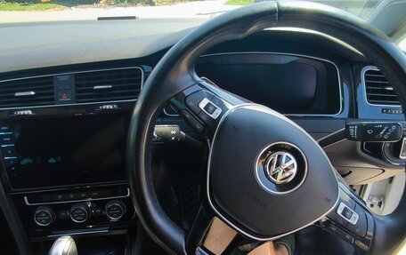 Volkswagen Golf VII, 2017 год, 1 550 000 рублей, 18 фотография