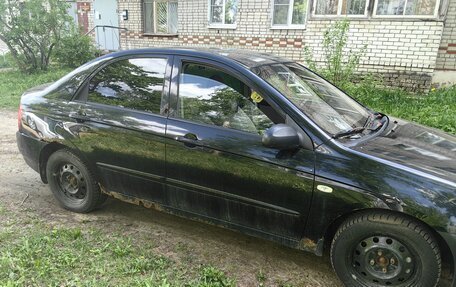 KIA Cerato I, 2005 год, 150 000 рублей, 3 фотография