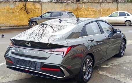 Hyundai Elantra, 2026 год, 2 100 000 рублей, 6 фотография