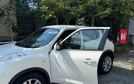Nissan Juke II, 2011 год, 735 000 рублей, 2 фотография