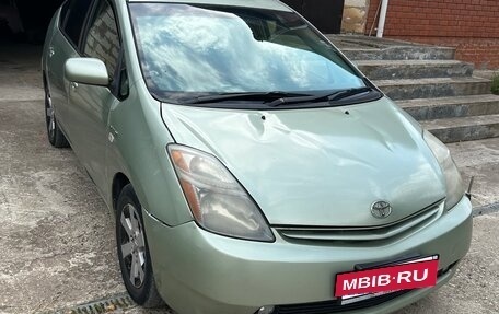 Toyota Prius, 2006 год, 495 000 рублей, 7 фотография