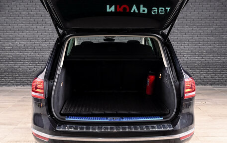 Volkswagen Touareg III, 2016 год, 4 000 000 рублей, 7 фотография