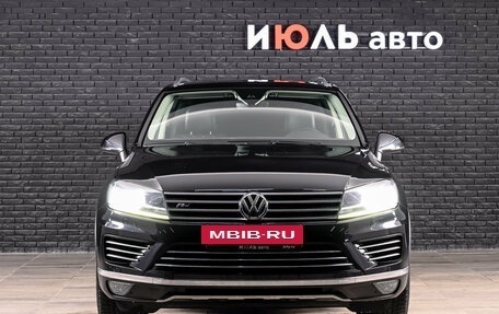 Volkswagen Touareg III, 2016 год, 4 000 000 рублей, 3 фотография