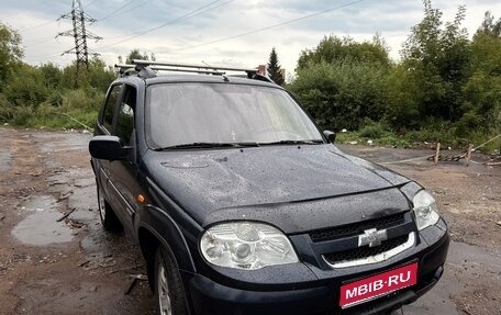 Chevrolet Niva I рестайлинг, 2010 год, 260 000 рублей, 1 фотография