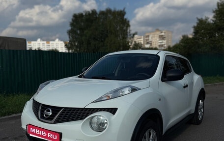 Nissan Juke II, 2014 год, 950 000 рублей, 1 фотография