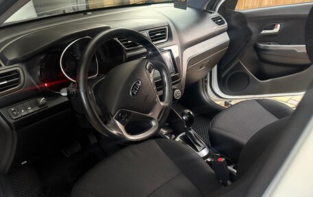 KIA Rio III рестайлинг, 2017 год, 900 000 рублей, 5 фотография