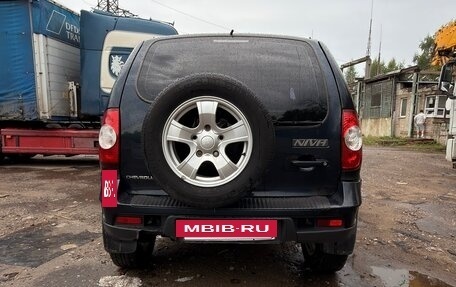 Chevrolet Niva I рестайлинг, 2010 год, 260 000 рублей, 3 фотография