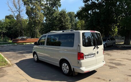Volkswagen Caravelle T6 рестайлинг, 2020 год, 3 800 000 рублей, 8 фотография