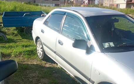 Mitsubishi Carisma I, 2003 год, 220 000 рублей, 4 фотография