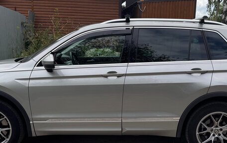 Volkswagen Tiguan II, 2020 год, 3 600 000 рублей, 2 фотография