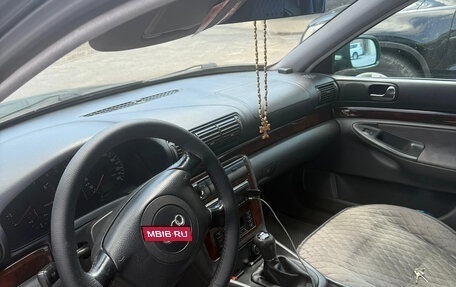 Audi A4, 1998 год, 530 000 рублей, 8 фотография
