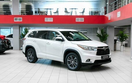 Toyota Highlander III, 2014 год, 2 590 000 рублей, 3 фотография