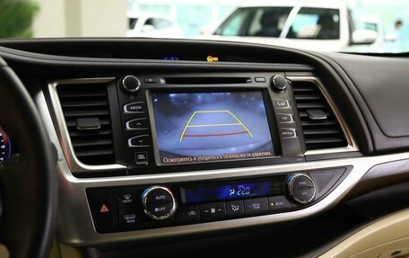 Toyota Highlander III, 2014 год, 2 590 000 рублей, 7 фотография