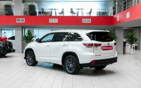 Toyota Highlander III, 2014 год, 2 590 000 рублей, 4 фотография
