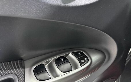 Nissan Juke II, 2013 год, 970 000 рублей, 11 фотография