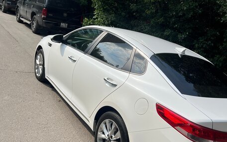 KIA Optima IV, 2018 год, 2 100 000 рублей, 8 фотография