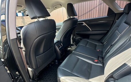 Lexus RX IV рестайлинг, 2018 год, 3 900 000 рублей, 13 фотография
