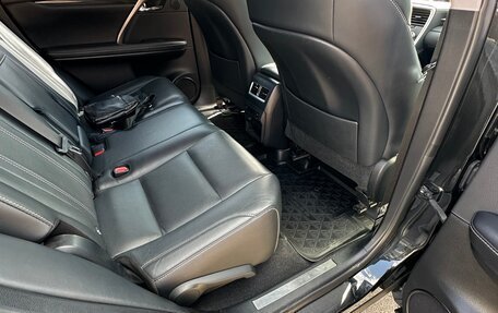 Lexus RX IV рестайлинг, 2018 год, 3 900 000 рублей, 18 фотография