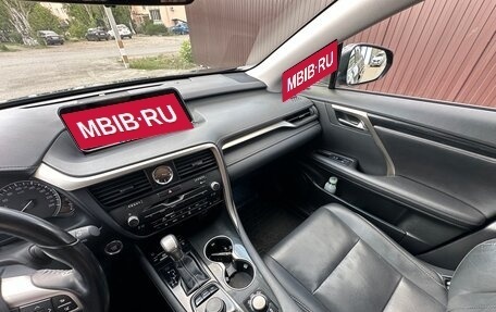 Lexus RX IV рестайлинг, 2018 год, 3 900 000 рублей, 11 фотография