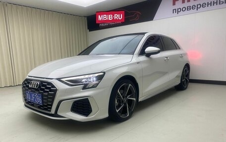 Audi A3, 2022 год, 1 980 000 рублей, 5 фотография