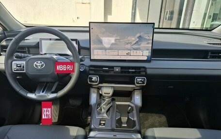 Toyota RAV4, 2026 год, 4 290 000 рублей, 25 фотография