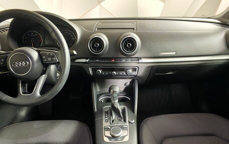Audi A3, 2020 год, 2 550 000 рублей, 15 фотография