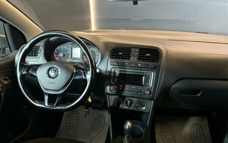 Volkswagen Polo VI (EU Market), 2015 год, 799 000 рублей, 11 фотография