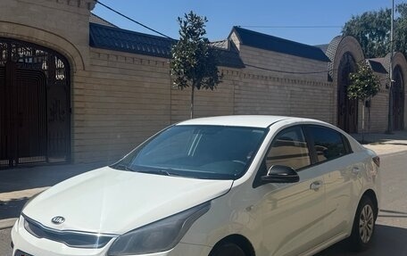 KIA Rio IV, 2017 год, 600 000 рублей, 1 фотография