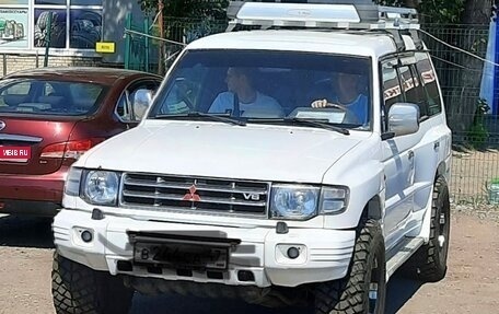 Mitsubishi Pajero III рестайлинг, 1998 год, 450 000 рублей, 1 фотография