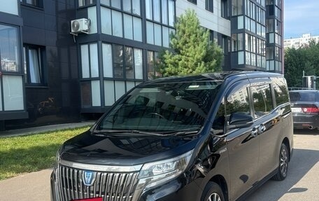 Toyota Esquire I, 2019 год, 2 499 000 рублей, 2 фотография