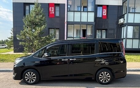 Toyota Esquire I, 2019 год, 2 499 000 рублей, 3 фотография