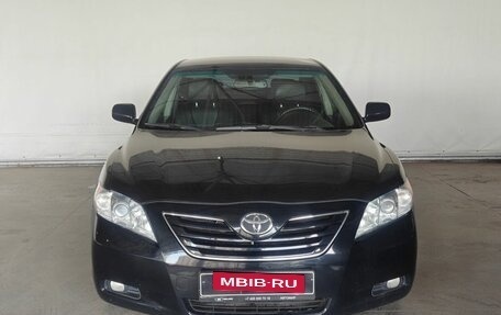 Toyota Camry, 2008 год, 945 000 рублей, 2 фотография