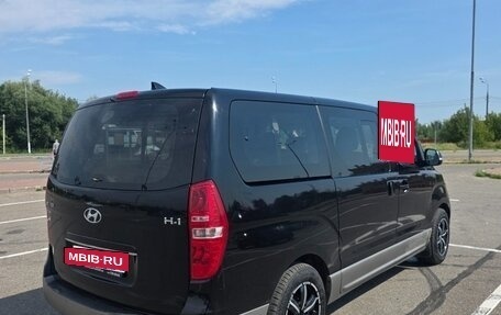 Hyundai H-1 II рестайлинг, 2019 год, 1 995 000 рублей, 6 фотография