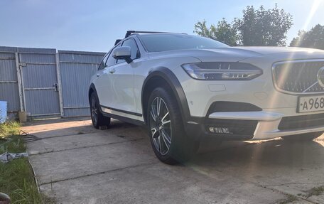 Volvo V90 Cross Country I рестайлинг, 2019 год, 4 300 000 рублей, 4 фотография