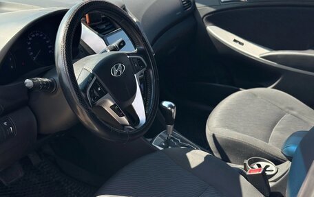 Hyundai Solaris II рестайлинг, 2012 год, 625 000 рублей, 5 фотография