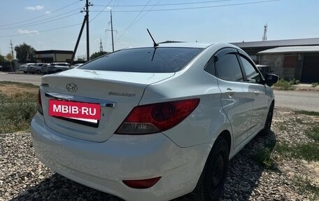 Hyundai Solaris II рестайлинг, 2012 год, 625 000 рублей, 3 фотография