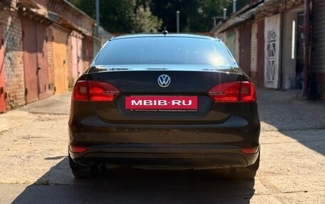 Volkswagen Jetta VI, 2013 год, 800 000 рублей, 5 фотография