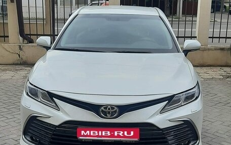 Toyota Camry, 2021 год, 3 290 000 рублей, 12 фотография