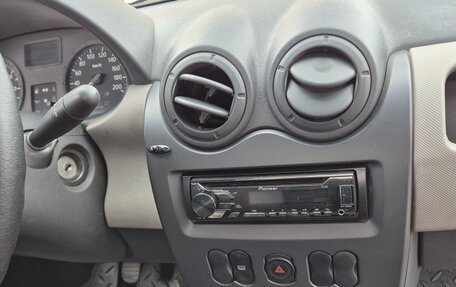 Renault Logan I, 2011 год, 350 000 рублей, 13 фотография