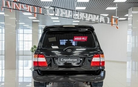 Toyota Land Cruiser 100 рестайлинг 2, 2002 год, 1 049 000 рублей, 9 фотография