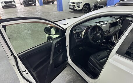 Toyota RAV4, 2013 год, 1 985 000 рублей, 9 фотография
