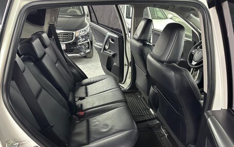 Toyota RAV4, 2013 год, 1 985 000 рублей, 19 фотография