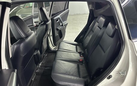 Toyota RAV4, 2013 год, 1 985 000 рублей, 18 фотография