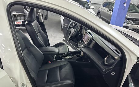Toyota RAV4, 2013 год, 1 985 000 рублей, 20 фотография