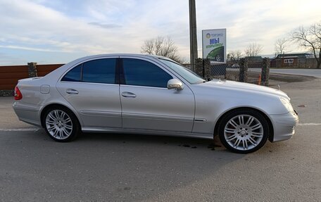 Mercedes-Benz E-Класс, 2005 год, 1 150 000 рублей, 3 фотография