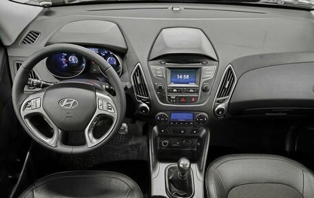 Hyundai ix35 I рестайлинг, 2015 год, 1 389 000 рублей, 12 фотография