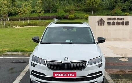 Skoda Karoq I, 2023 год, 2 520 000 рублей, 7 фотография
