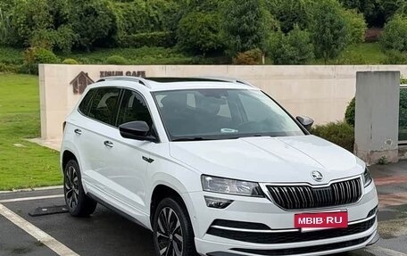 Skoda Karoq I, 2023 год, 2 520 000 рублей, 6 фотография