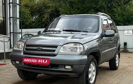 Chevrolet Niva I рестайлинг, 2004 год, 169 000 рублей, 4 фотография