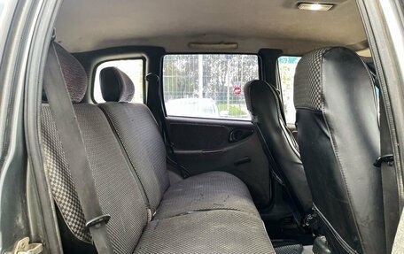Chevrolet Niva I рестайлинг, 2004 год, 169 000 рублей, 11 фотография